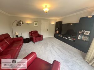 Lounge- click for photo gallery